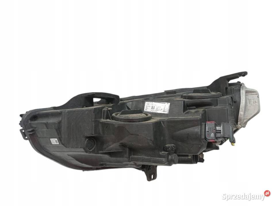 LAMPA PRZÓD PRAWA EUROPA LED MATRIX 39122967