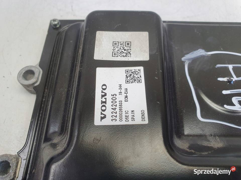 Volvo V60 II 20 D4 STEROWNIK SILNIKA komputer lubelskie