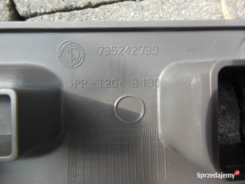 Szyna osłona fotela multipla 19982010 nowy osobowe Podłokietniki Kozy sprzedam