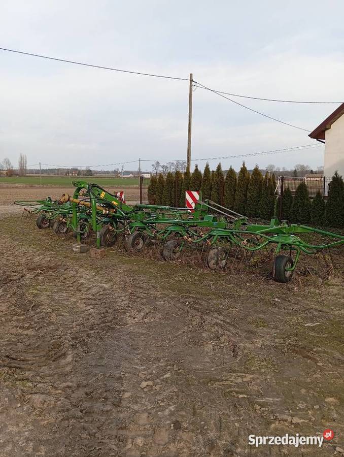 Przetrząsarka Krone KW888 Goszczędza