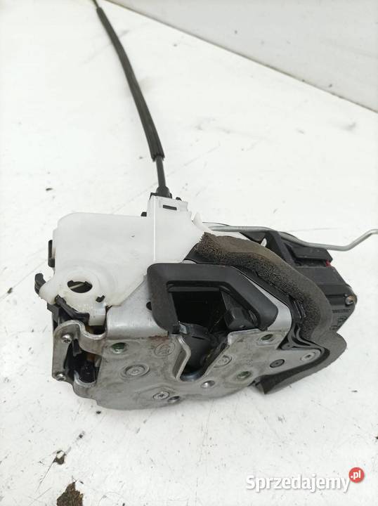 ZAMEK DRZWI PRAWY PRZÓD LIFT Opel Insignia I