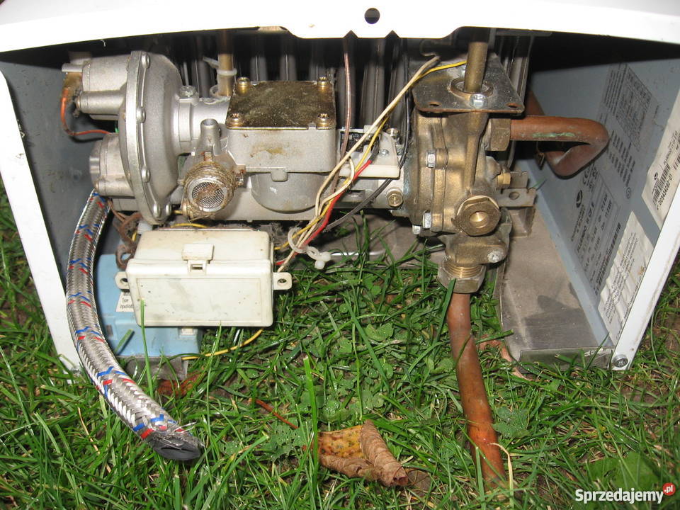 Gazowy podgrzewacz wody CM Fluendo 1114 Rzeszów sprzedam