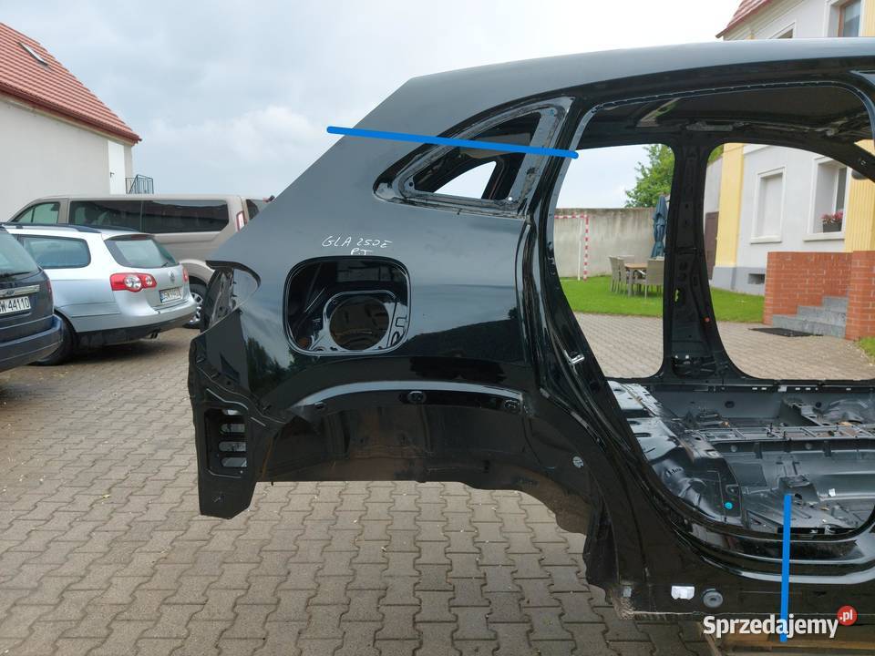 Mercedes GLA 250e LIFT II H247 ĆWIARTKA BŁOTNIK sprzedam
