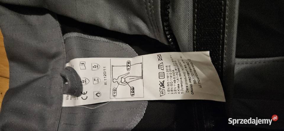 Odzież robocza bluza i ogrodniczki odblaskiem Inowrocław