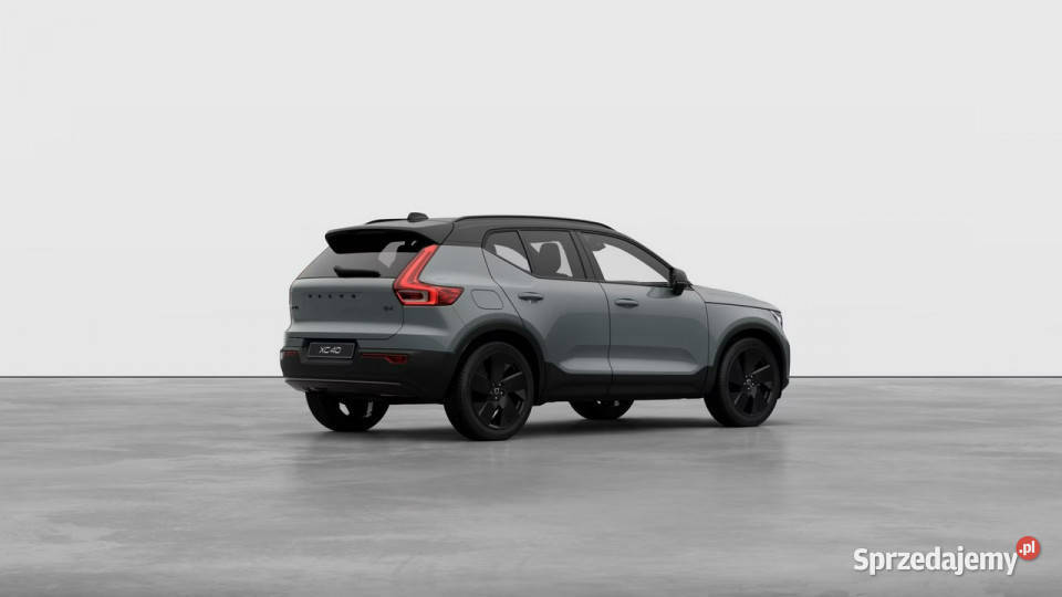 Volvo XC 40 Plus Dark B4 Mild Hybrid Benzyna sprzedam
