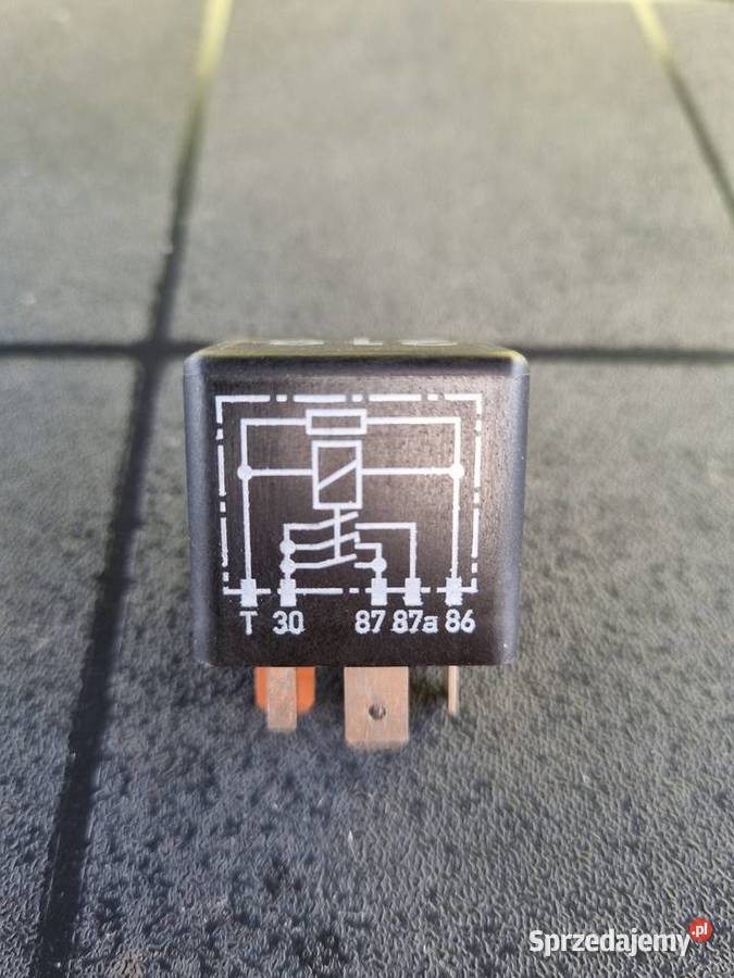 Przekaźnik passat B5Fl 19 TDI 131 osobowe Zabrze