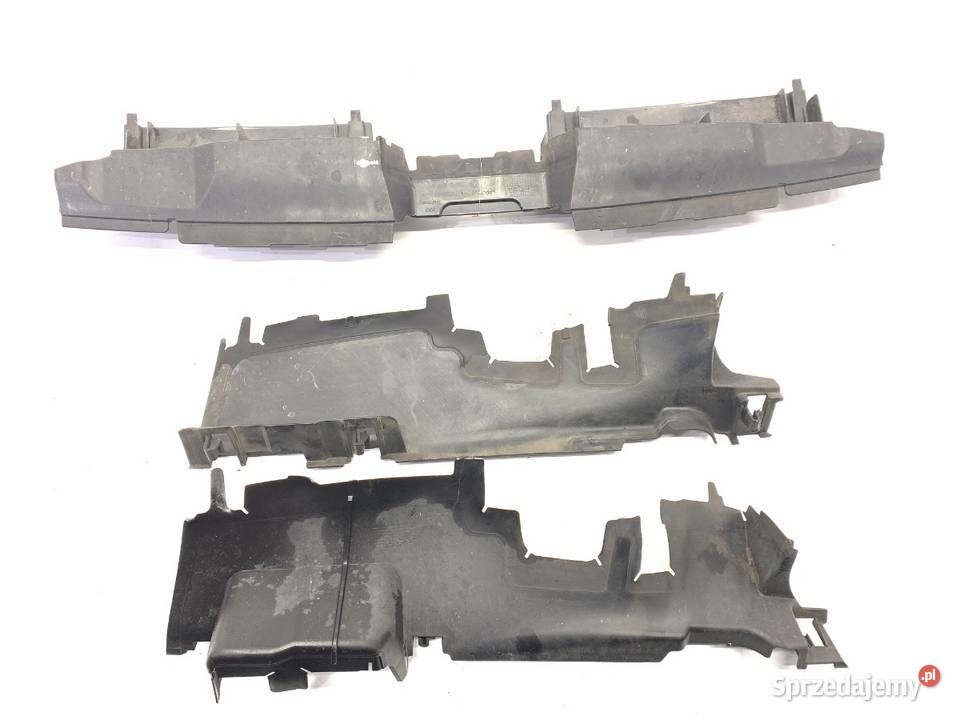 KIEROWNICA POWIETRZA VW PASSAT B8 3G0121330A 20 osobowe Części samochodowe