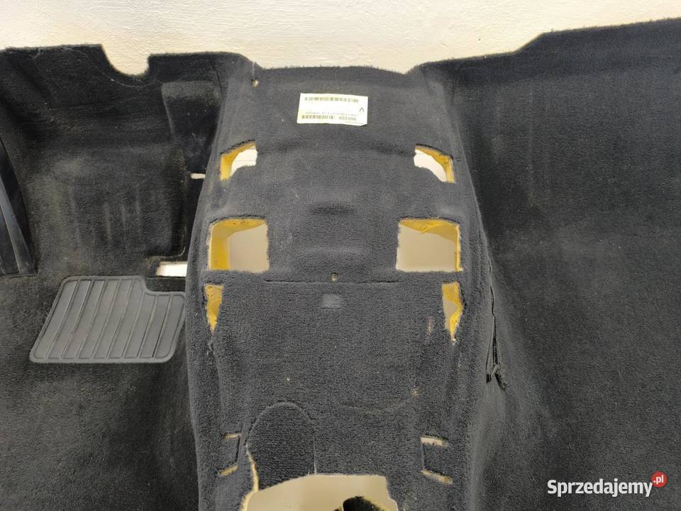 DYWAN WYKŁADZINA PODŁOGA PRZÓD BMW E61 E60 sprzedam