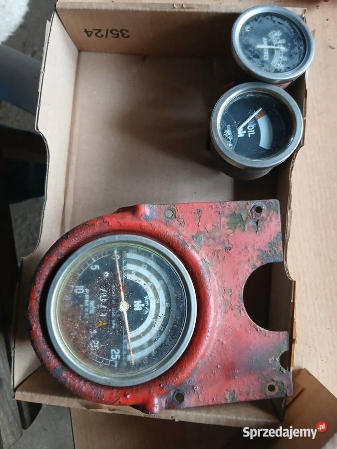 international mccormick b275 czesci lampy Rutki-Kossaki
