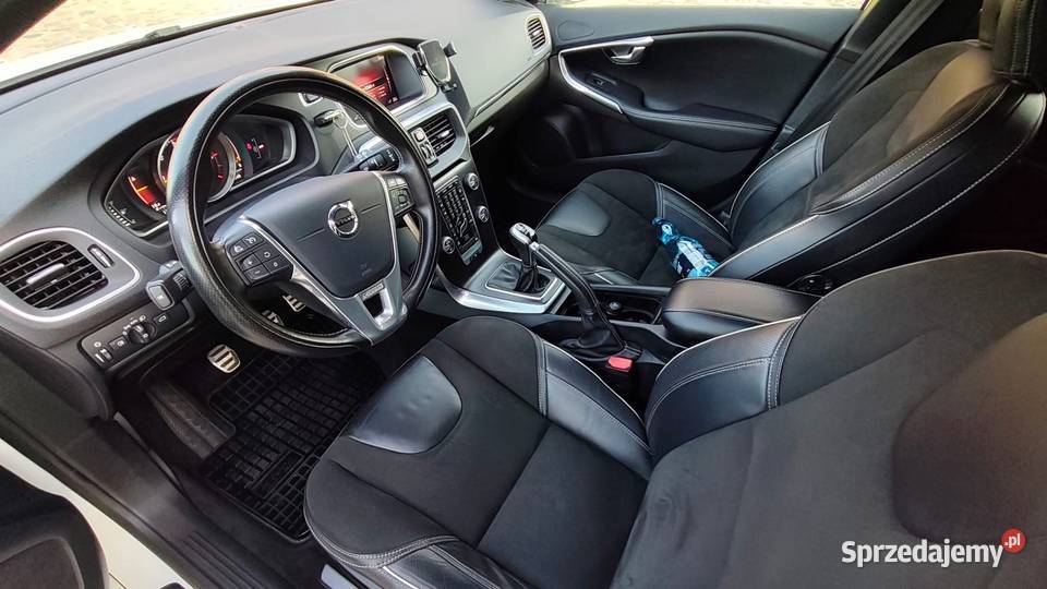 Volvo V40 RDesign 20 Diesel 150 2017 Pierwsza Dolna Grupa
