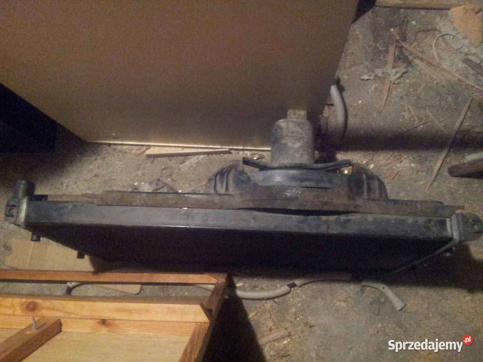 Sprzedam chłodnicę z wentylatorem do VW Golfa I Kraków