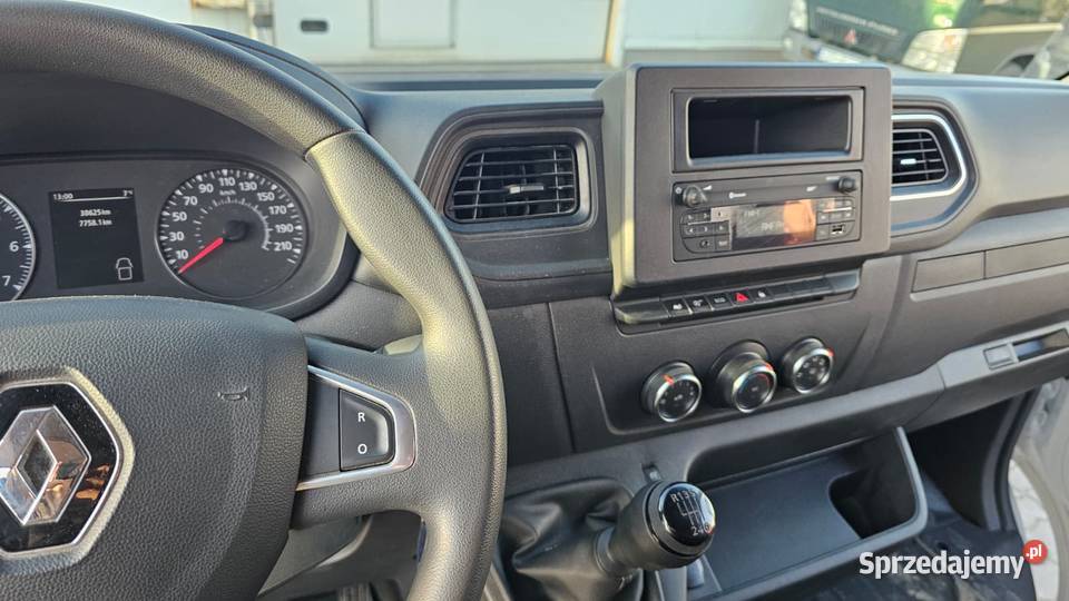 RENAULT MASTER NOWY 20232024 40 SALON