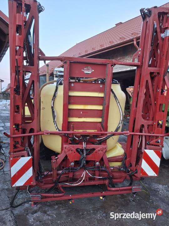 Opryskiwacz zawieszany marki Hardi Hardi Łańcut