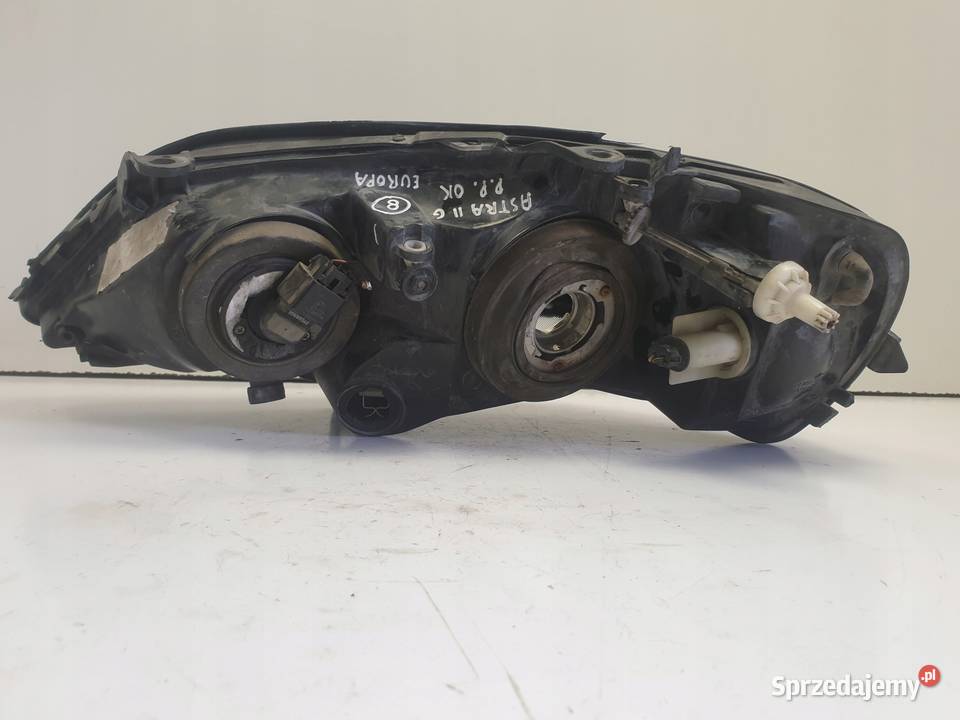 LAMPA PRAWA Opel Astra II G PRZEDNIA prawy przód Oświetlenie