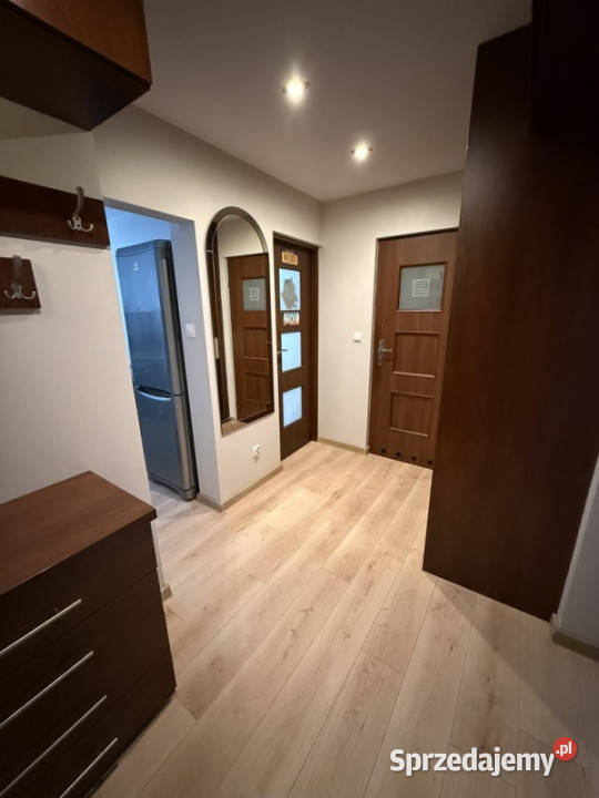 Bezpośrednio sprzedam dwupokojowe mieszkanie Warszawa