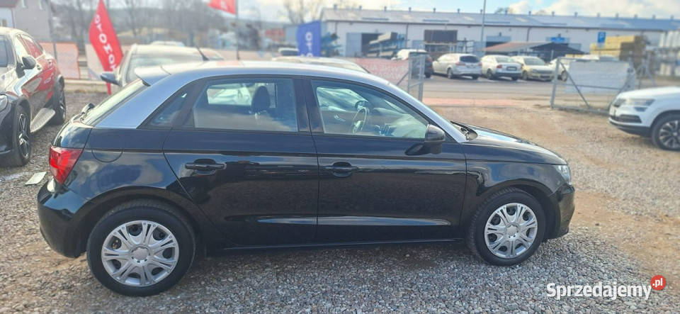 Audi A1 super stan nowy rozrząd 8X 2010 manualna Lębork