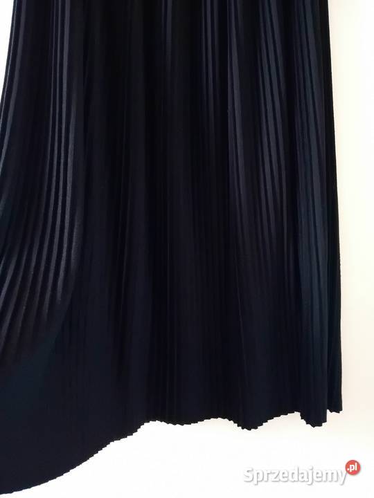 Czarna długa plisowana spódnica czarny sprzedam