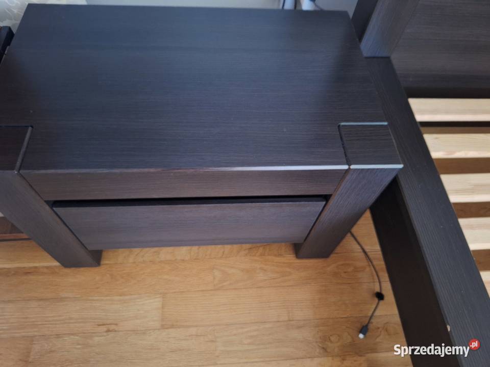 Meble do sypialni łóżko 160x200 szafki nocne Dominów