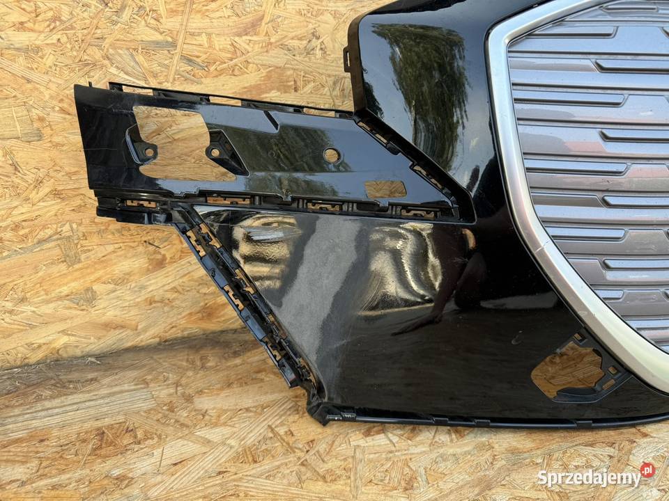 Zderzak przód ramka atrapy grill audi q4 etron Sieraków sprzedam