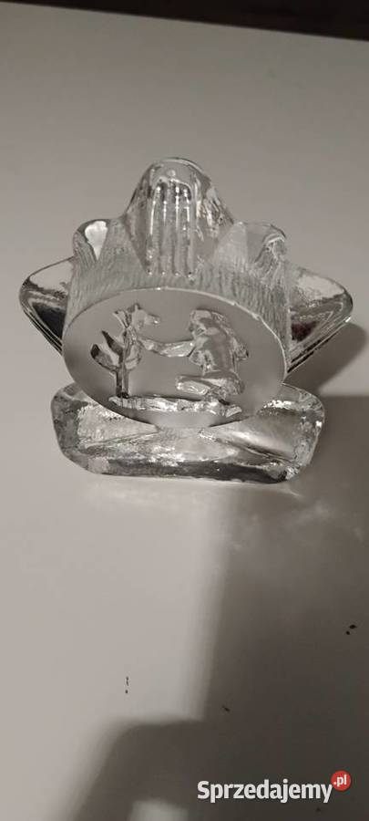 Szklany przycisk do papieru Kłobuck