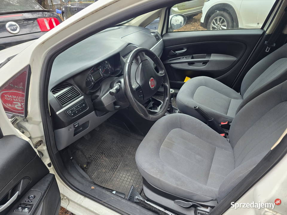 Sprzedam auto Fiat Linea Dynamic z fabryczną Wrocław