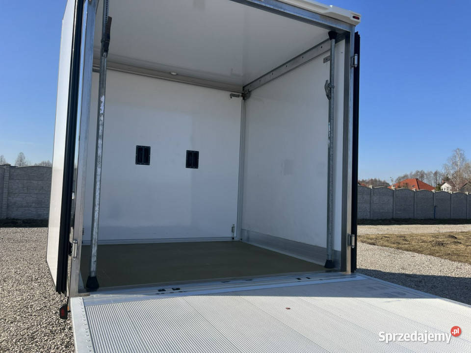 Iveco Daily 35S18 HiMatic Winda750 Chłodnia