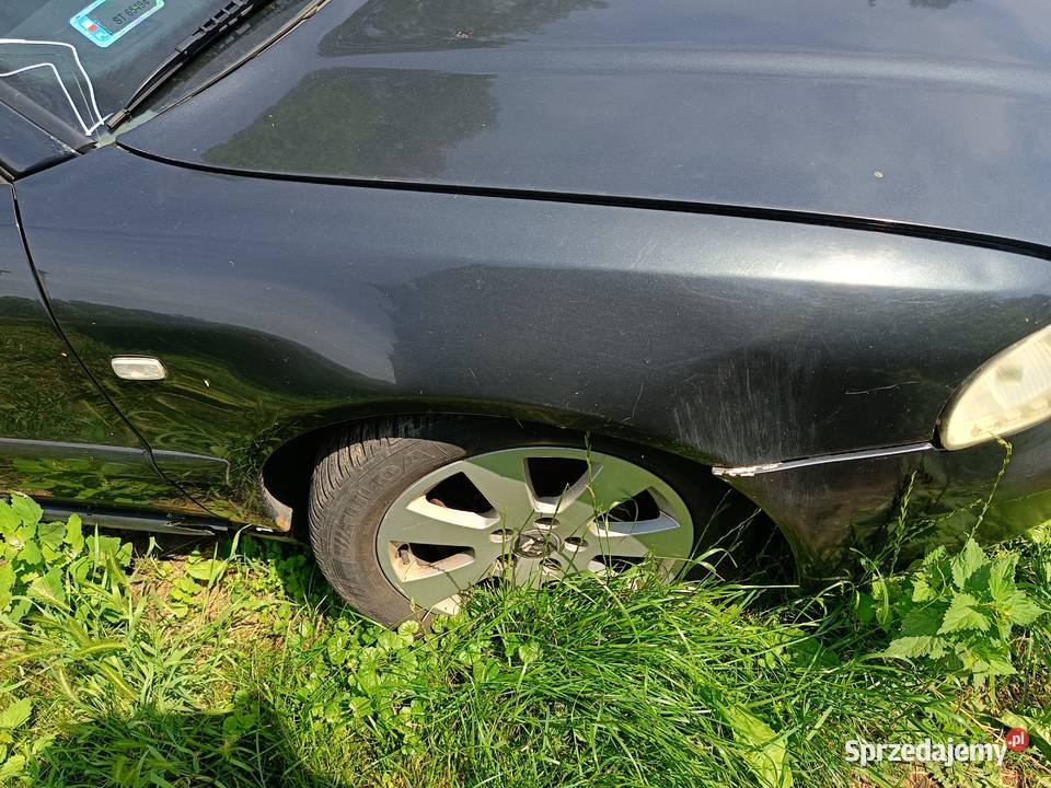 Błotnik Prawy LZ9U Audi A4 B5 FL a30 sprzedam