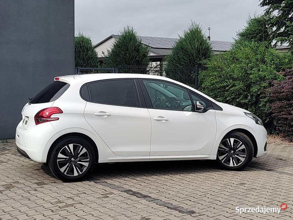 PEUGEOT 208 12 BENZYNA klimatyzacja Leszno