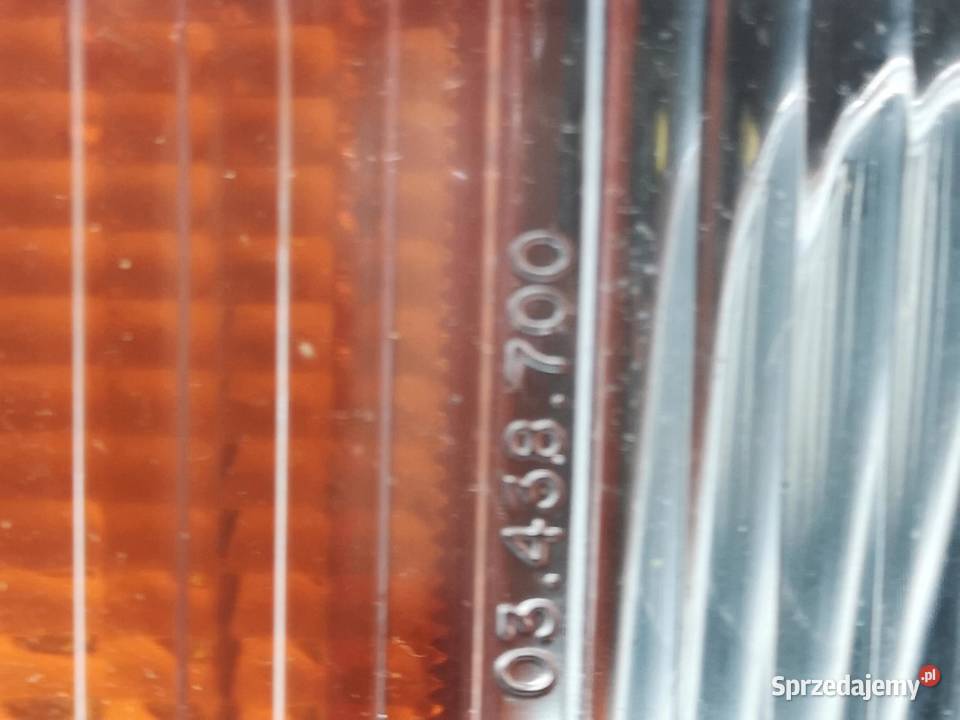 LAMPA PRAWY PRZÓD LANCIA DELTA 19791986 NOWA