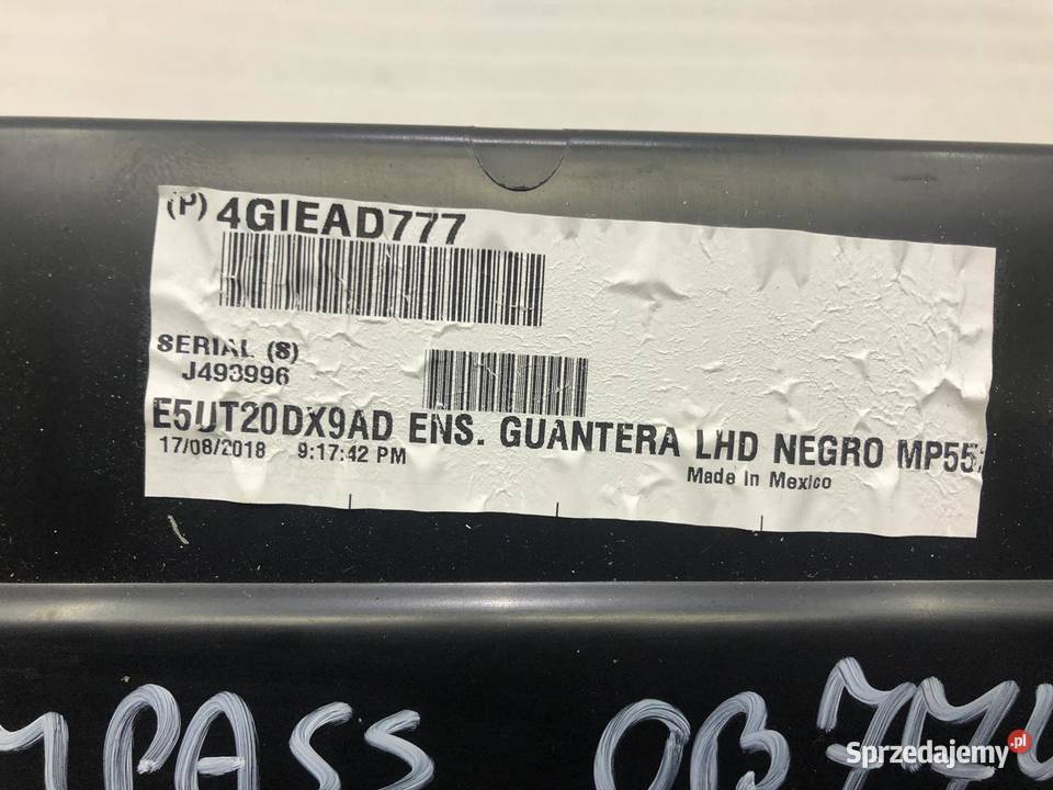 SCHOWEK PASAŻERA JEEP COMPASS II 5zt61trm osobowe Wyposażenie wnętrza