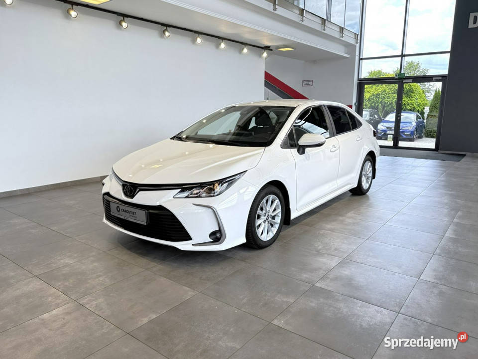 Toyota Corolla Comfort 15VVTI 125 automat 2022 r sprzedam