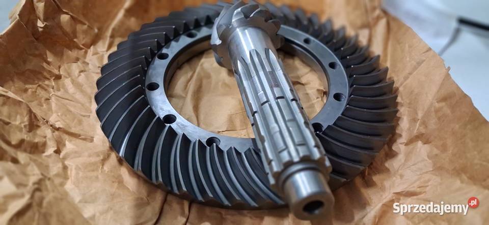 Koło z wałkiem atakującym Newholland 87385863