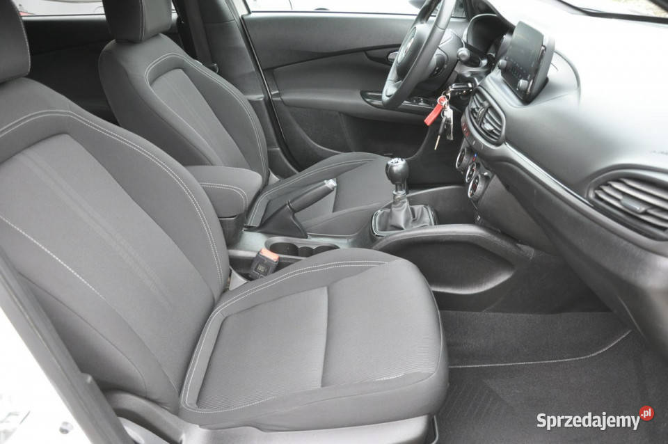 Fiat Tipo 14 95 hatchback Black Edition LED śląskie
