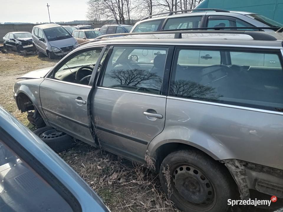 Volkswagen Passat Kombi 19 TDI 96 kW 2002 r Szklarka Myślniewska