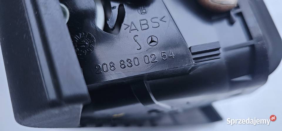 Kratka nawiewu prawy przód mercedes clk w208 Zbąszyń