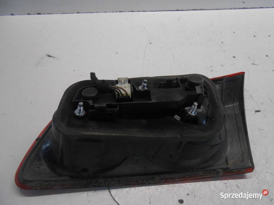 LAMPA LEWA TYLNA TYŁ KLAPY FIAT CROMA