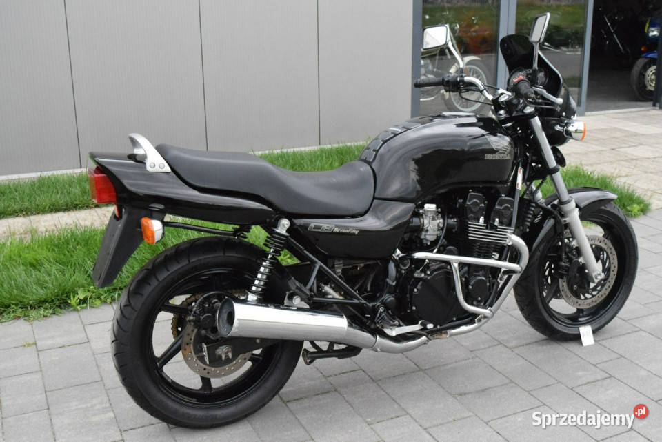 Honda CB Seven Fifty ładny stan dok na z DE Honda Śrem
