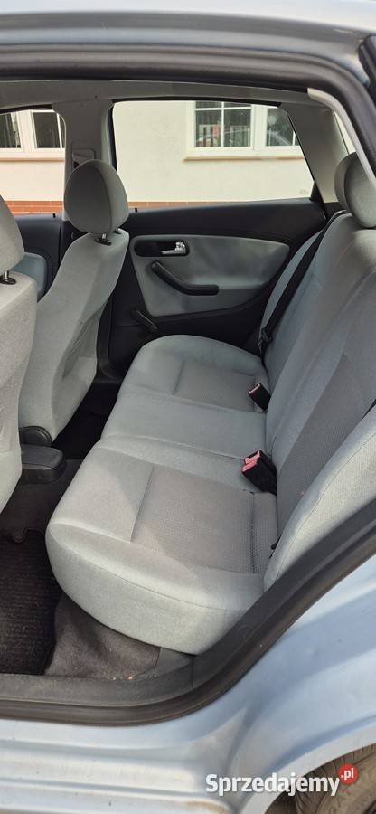SEAT IBIZA 6L 1400 BENZYNA 5DRZWIOWYKLIMA poduszka powietrzna Głogów sprzedam