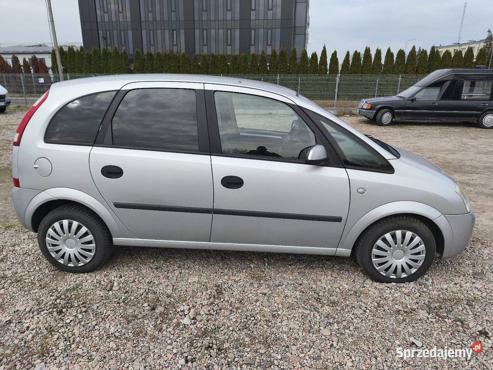 Opel Meriva 16 benzyna 180 przebiegu uszkodzony lubelskie Łuków