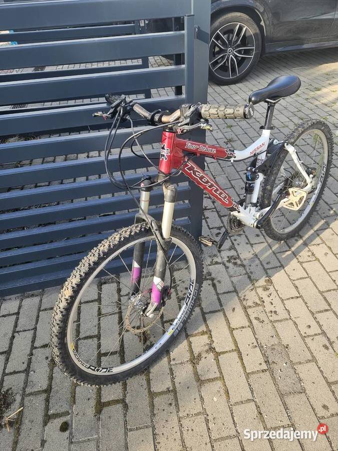 Kona Four Deluxe Nissan Special Edition dolnośląskie Bolesławiec