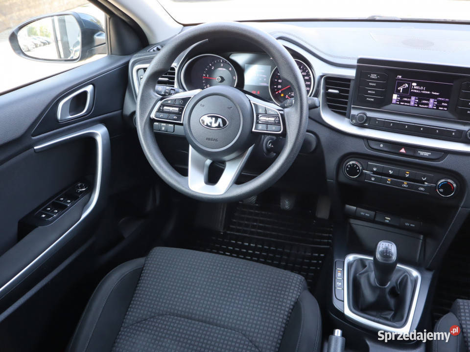 Kia Ceed 16 CRDi 4/5