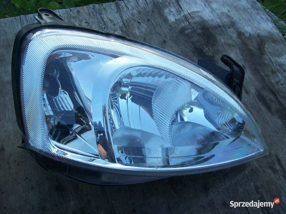 Corsa C Lampa prawa przednia prawy przod TYC Mińsk Mazowiecki