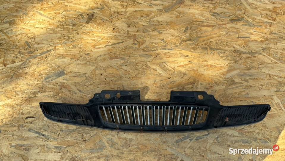 ATRAPA CHŁODNICY PRZOD GRILL CHROM DAEWOO TACUMA Międzychód