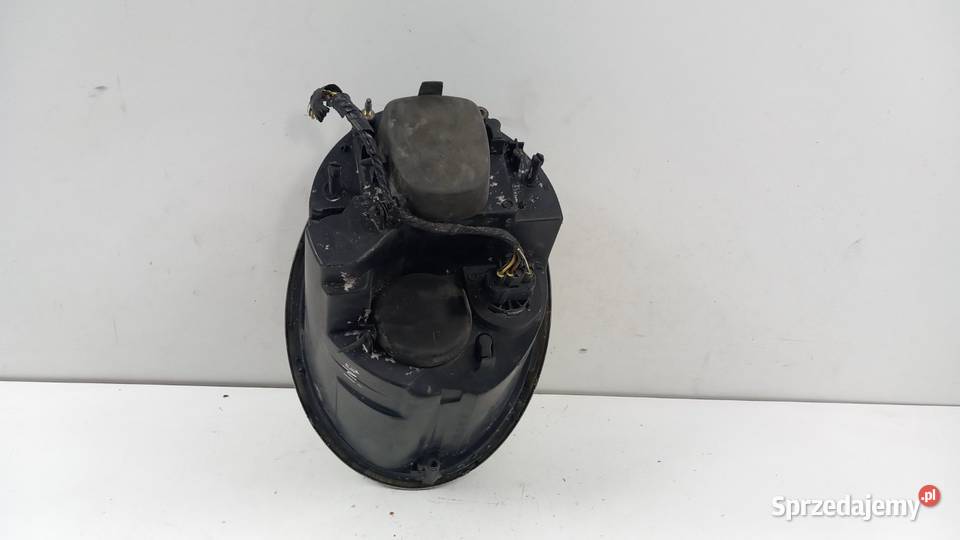 MINI COOPER R50 LIFT LAMPA PRZÓD PRAWA osobowe Lampy przednie Zbierkowo