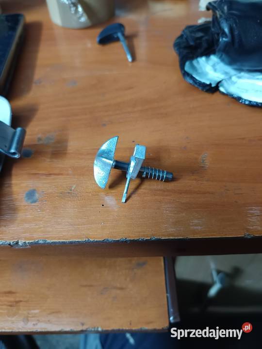 Osa m50 i m52 zamknięcie klapki wizjera Rakoniewice
