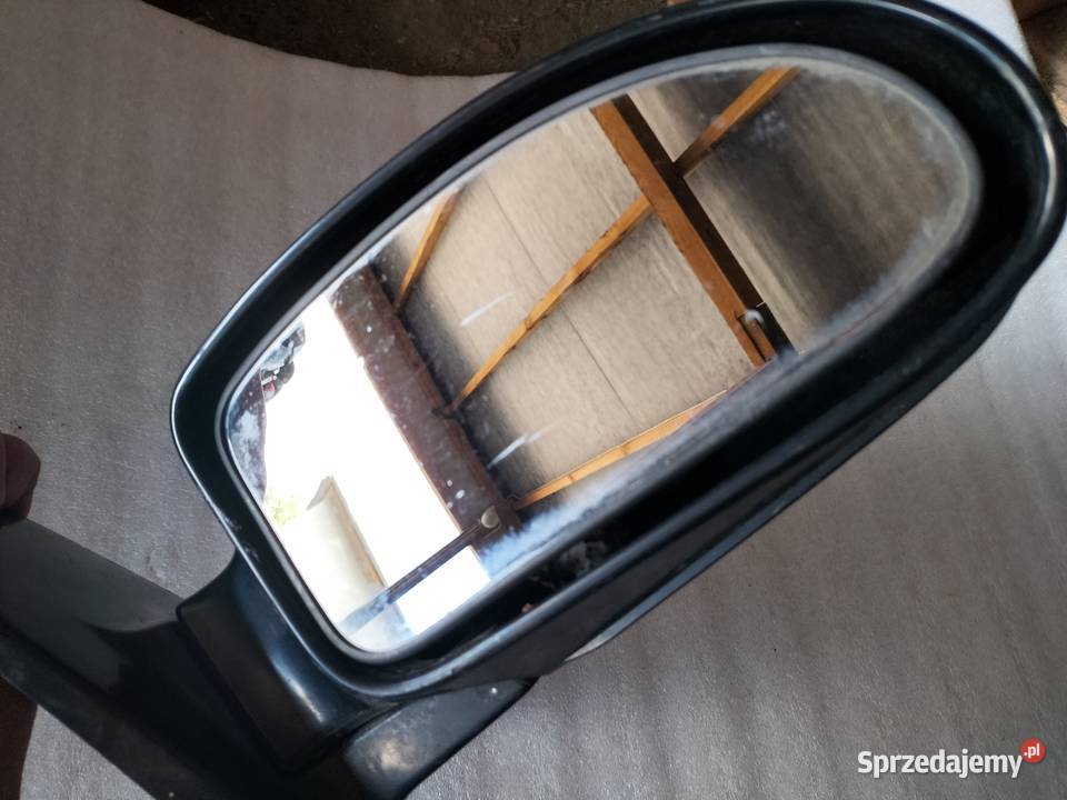 LUSTERKO PRAWE FORD FOCUS 1 MK1 Kamień-Kolonia