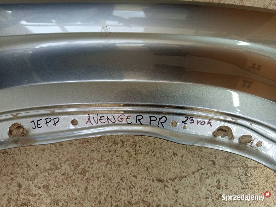 Błotnik prawy jepp avenger 23 orginalny podkarpackie Rzeszów