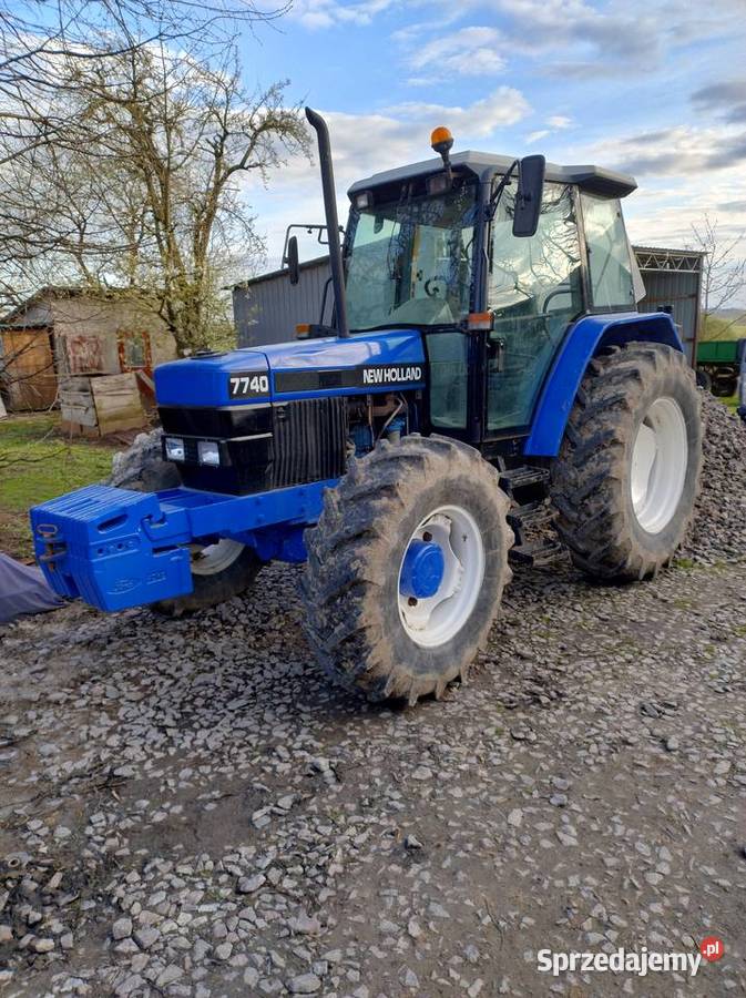 Holland Ford 7740 New Holland Bzowiec