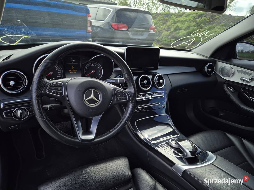Mercedes C300 W205 20 4Matic kosmetycznie Żórawina