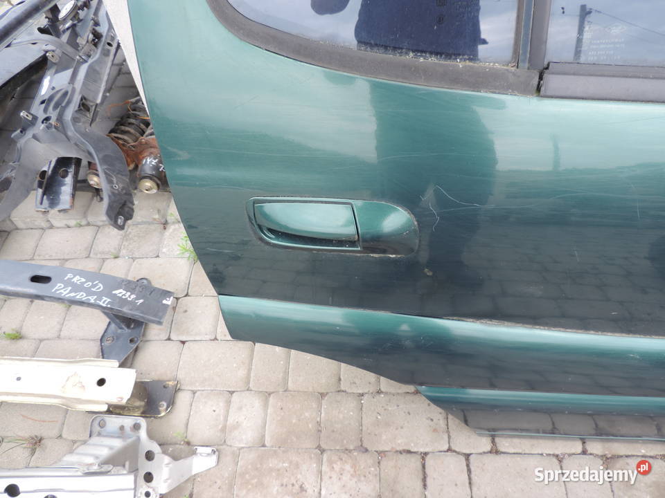 TATA SAFARI DRZWI PRAWY TYŁ osobowe